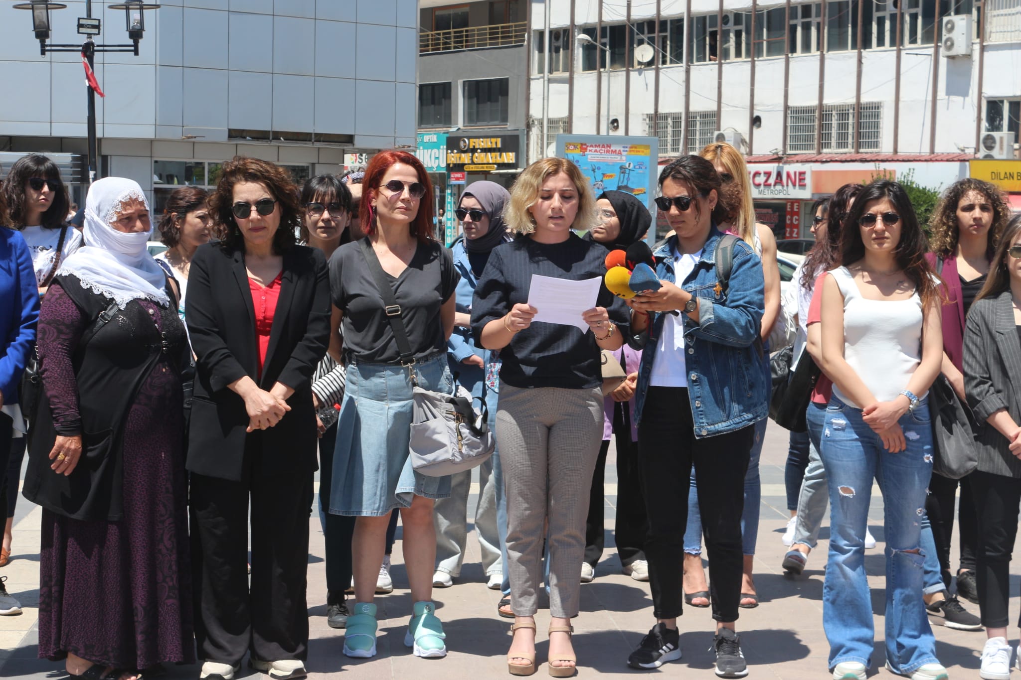 Diyarbakır Şiddetle Mücadele Ağı: Eşit ve özgür bir yaşamı inşa etmek için mücadele edeceğiz