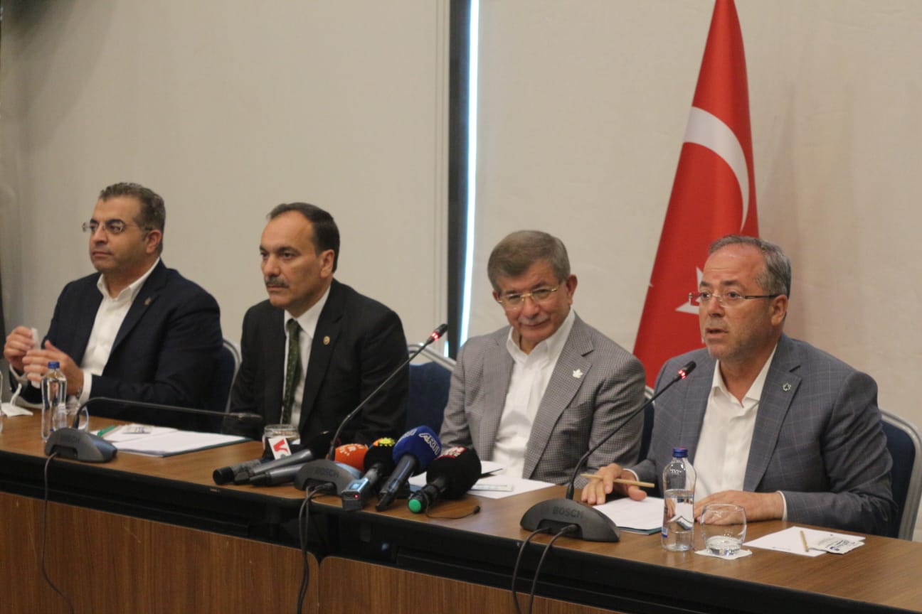 Gelecek Partisi Lideri Davutoğlu Diyarbakır’da