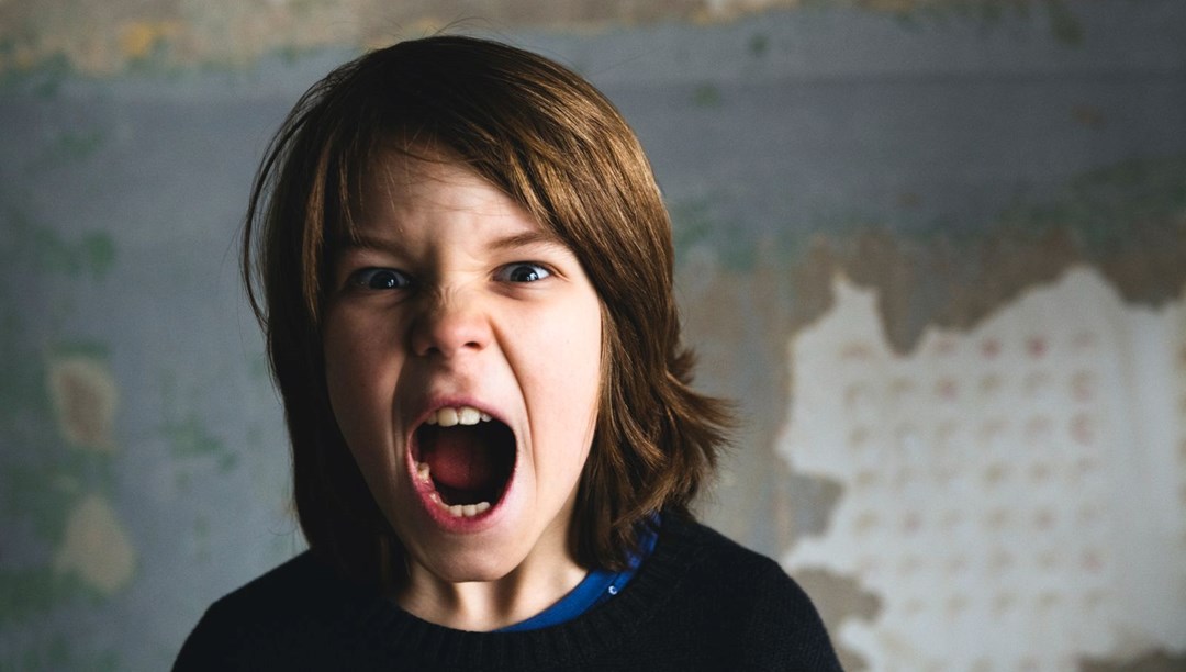 Çocuklarda davranış bozukluğu nedir ve belirtileri nelerdir?