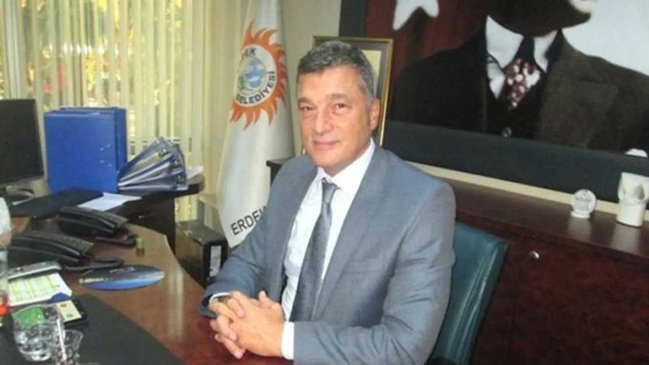 15 Temmuz paylaşımı nedeniyle gözaltına alınan eski Erdek Belediye Başkanı serbest bırakıldı