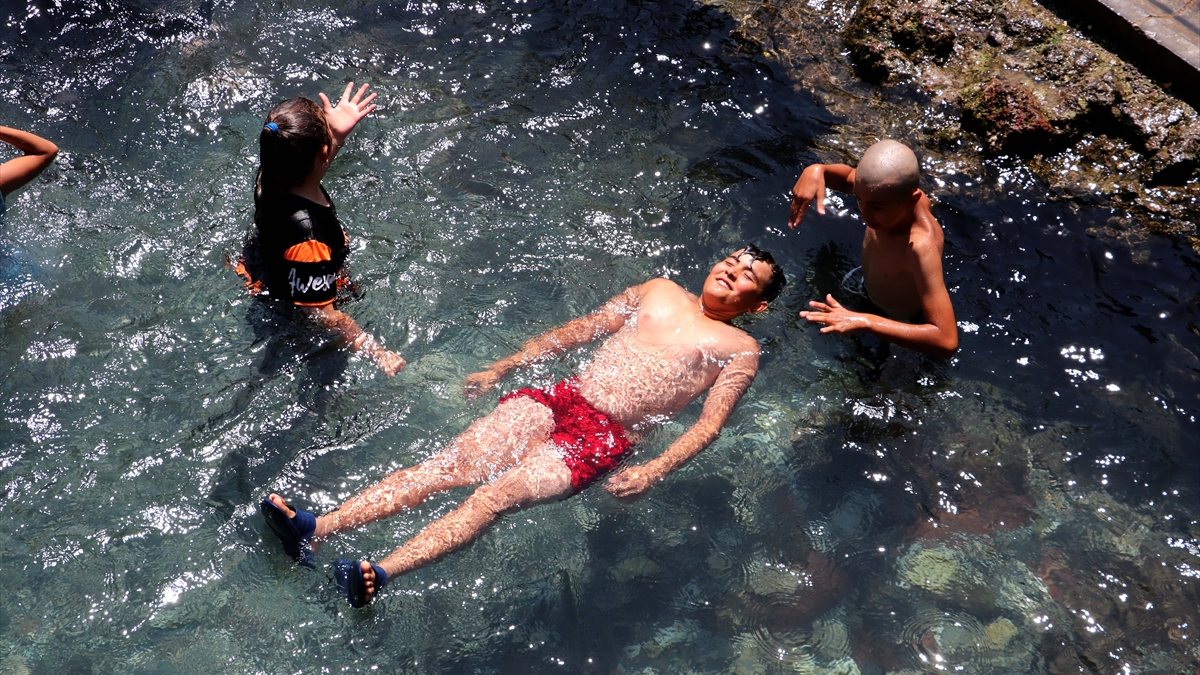 Cizre’de sıcaklık 47,4 derece ölçüldü