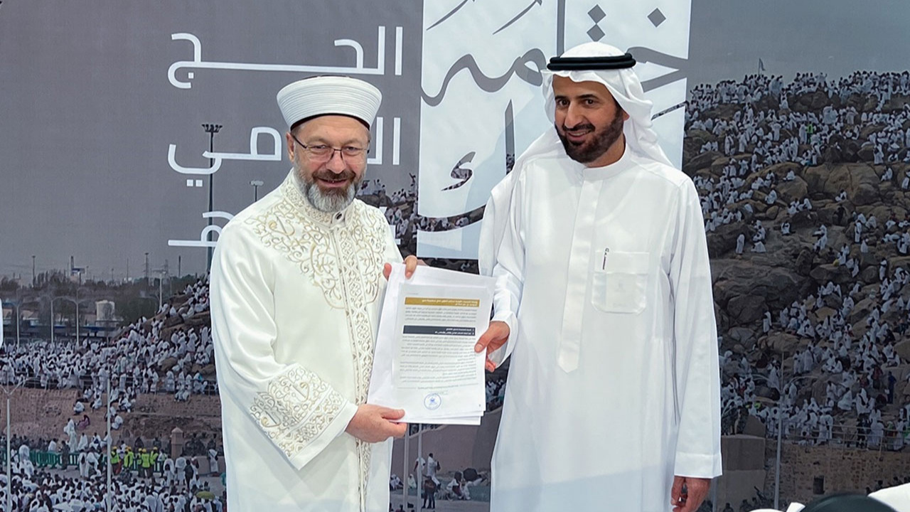 Suudi Arabistan Hac ve Umre Bakanlığı’ndan Diyanet İşleri Başkanlığı’na ödül