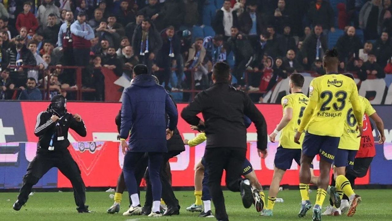 Olaylı Trabzonspor-Fenerbahçe maçı: Gözaltındaki 12 kişi adliyeye sevk edildi