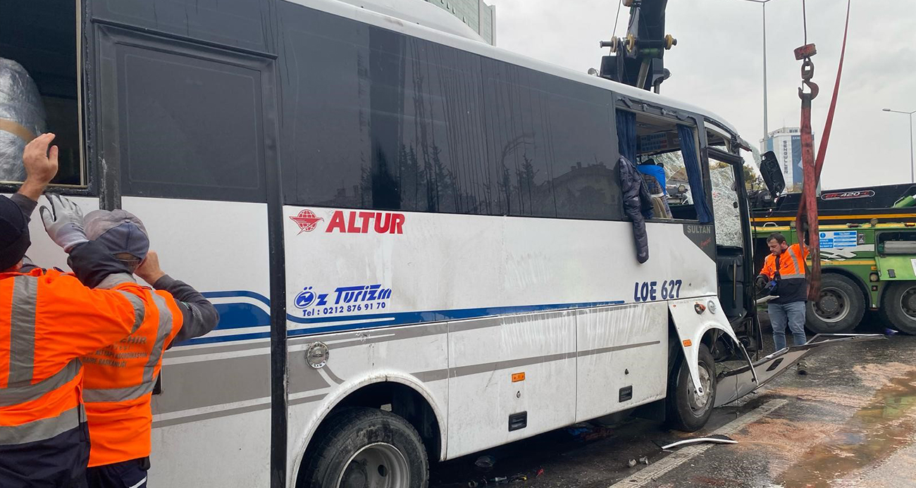 Maltepe’de minibüs devrildi: 1 ölü, 7 yaralı