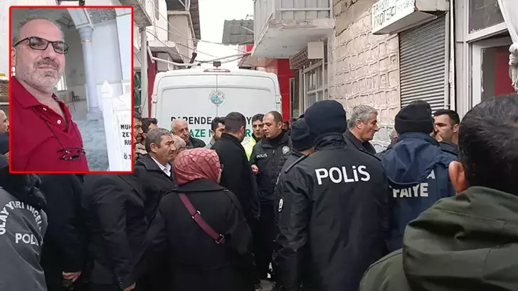 Atkısını hamur yoğurma makinesine kaptıran iş yeri sahibi boğuldu